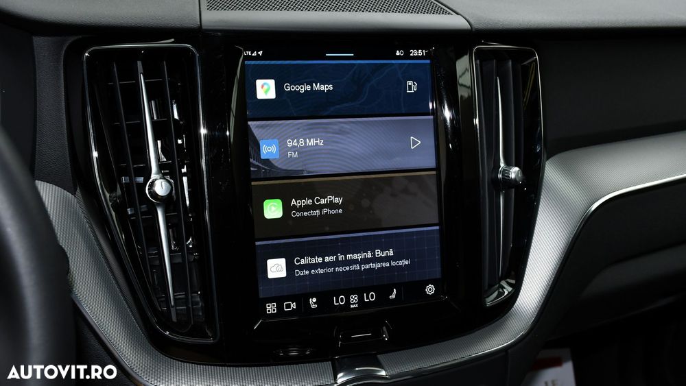 Volvo XC 60 B4 D AWD Plus Dark - 14