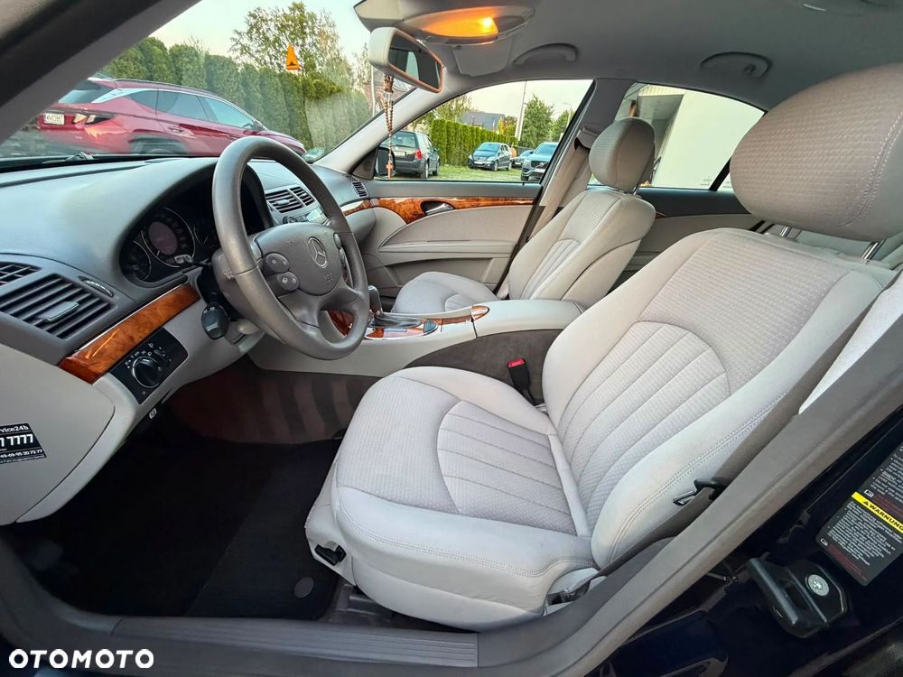 Mercedes-Benz Klasa E 200 Kompressor Automatik Elegance - 29