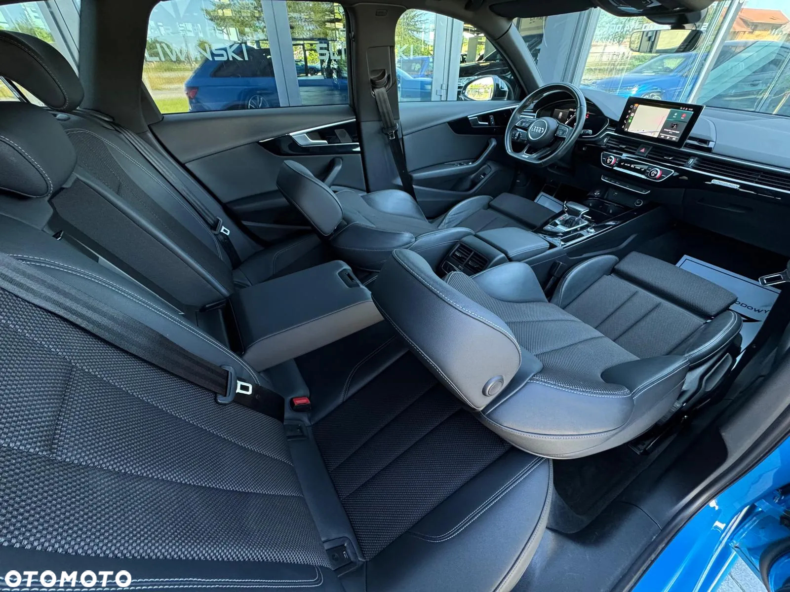 Audi A4 Avant 40 TDI quattro S tronic S line - 16