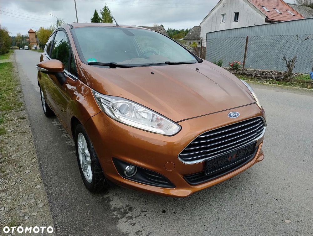 Ford Fiesta 1.0 EcoBoost S&S TITANIUM - 26