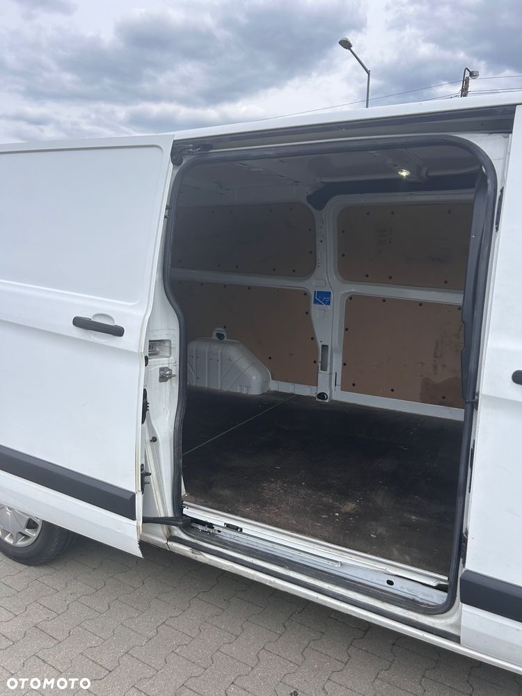 Ford Transit Custom - 12