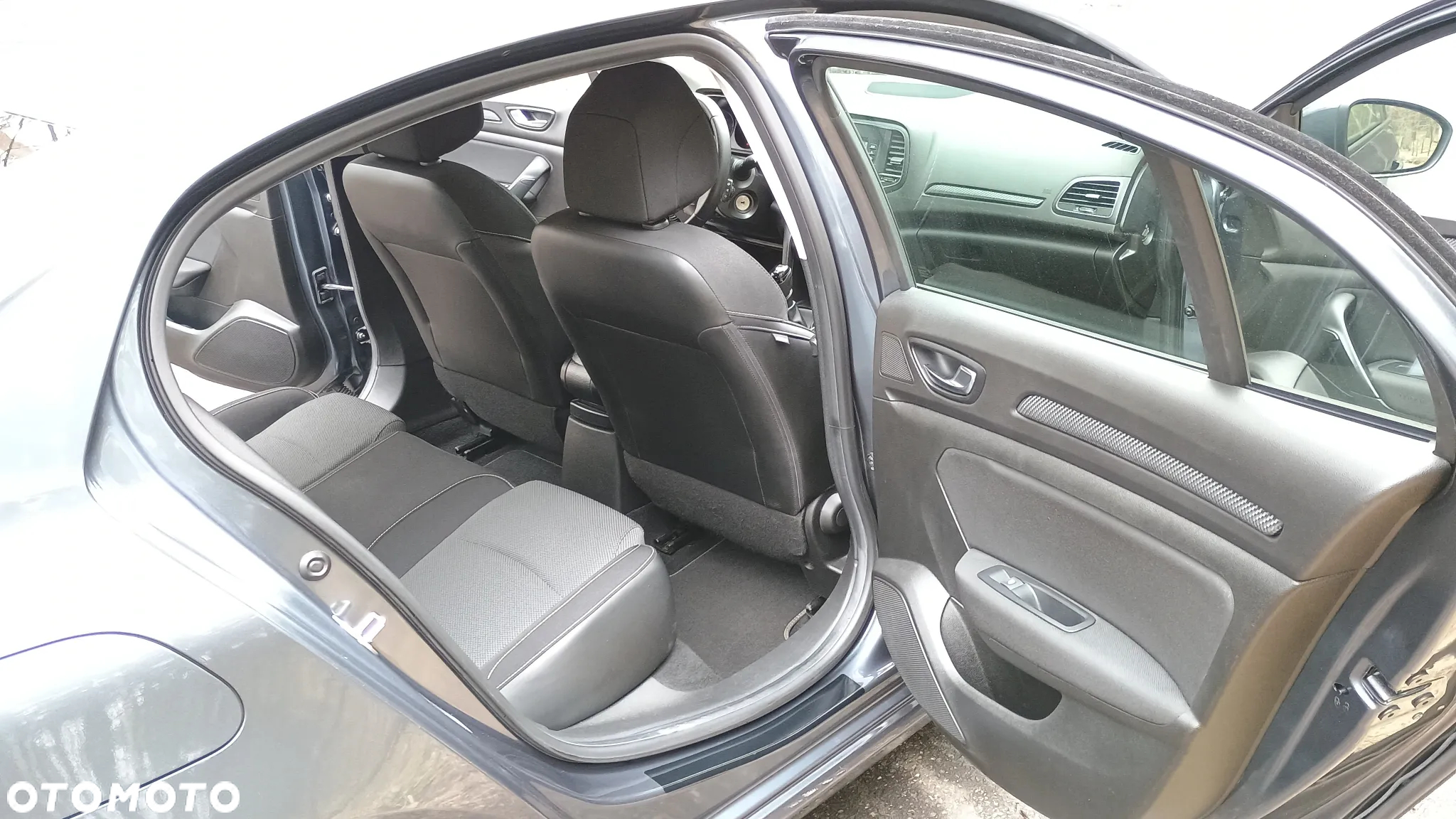 Renault Megane 1.3 TCe FAP Intens - 8
