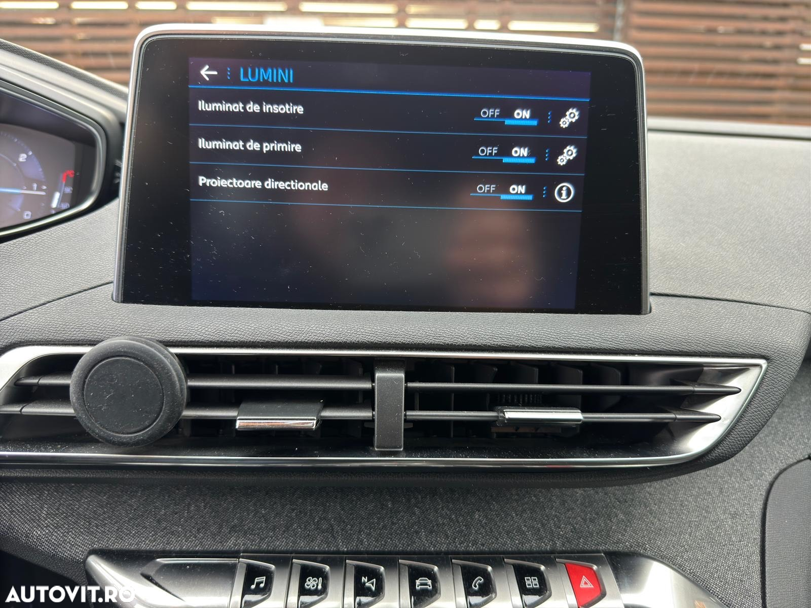 Peugeot 3008 1.5 BlueHDI S&S EAT8 Allure - 17