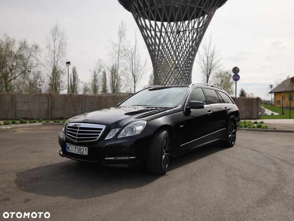 Mercedes-Benz Klasa E 220 CDI BlueEff Avantgarde - 4
