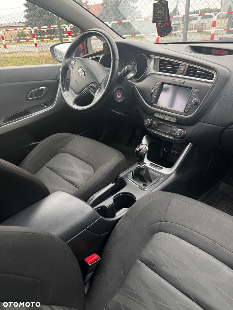 Kia Ceed 1.0 T-GDI ISG Vision - 11