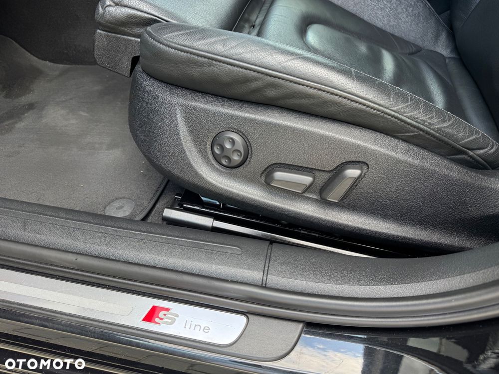 Audi A4 Limousine 2.0 TDI DPF S line Sportpaket (plus) - 22