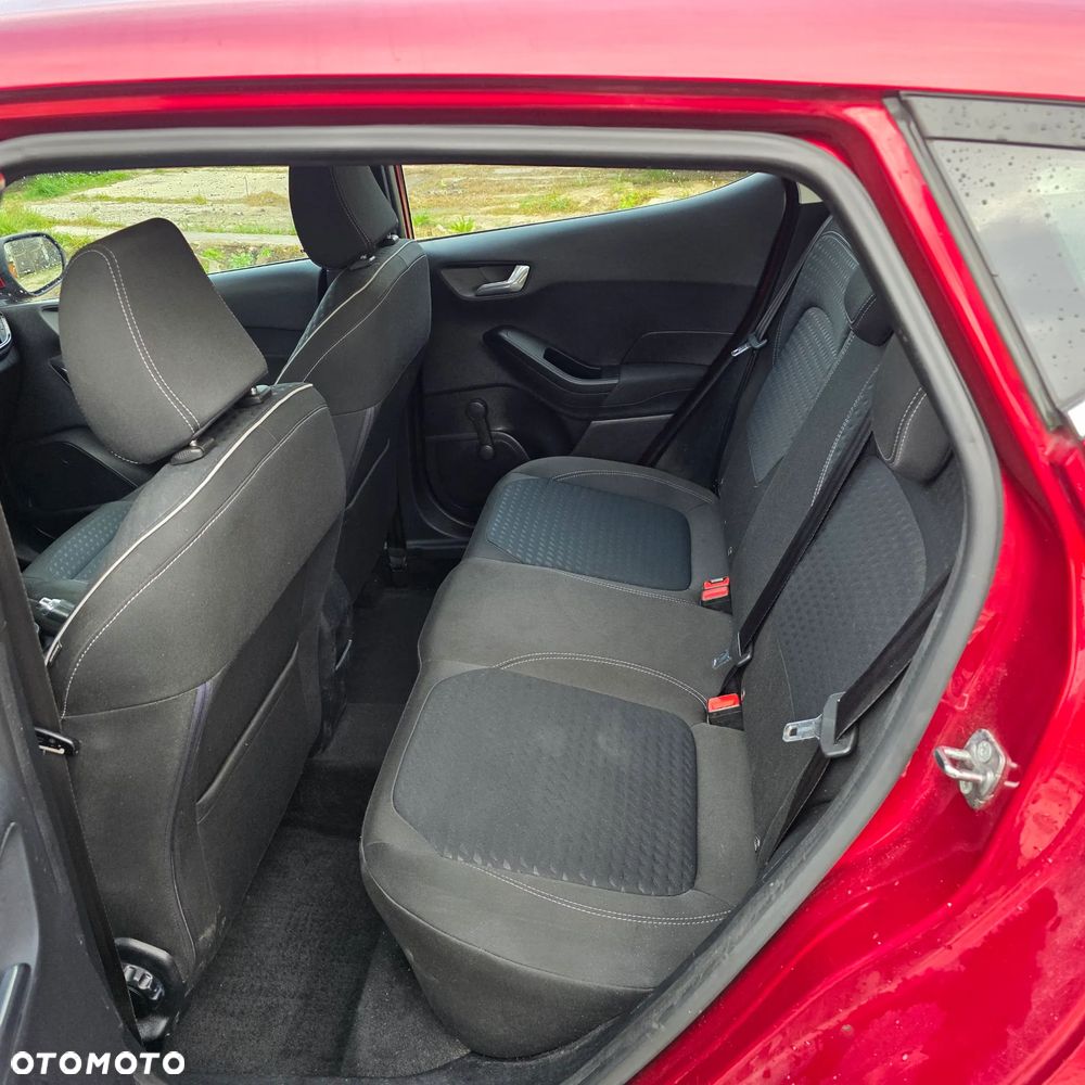 Ford Fiesta - 10