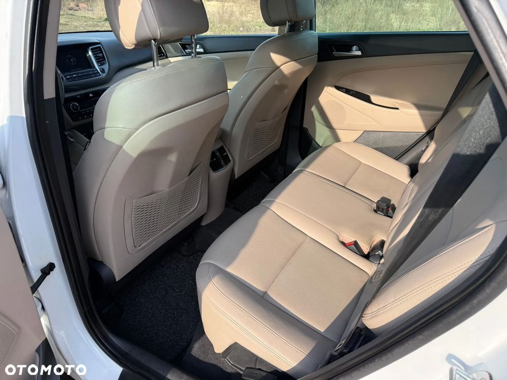Hyundai Tucson - 22