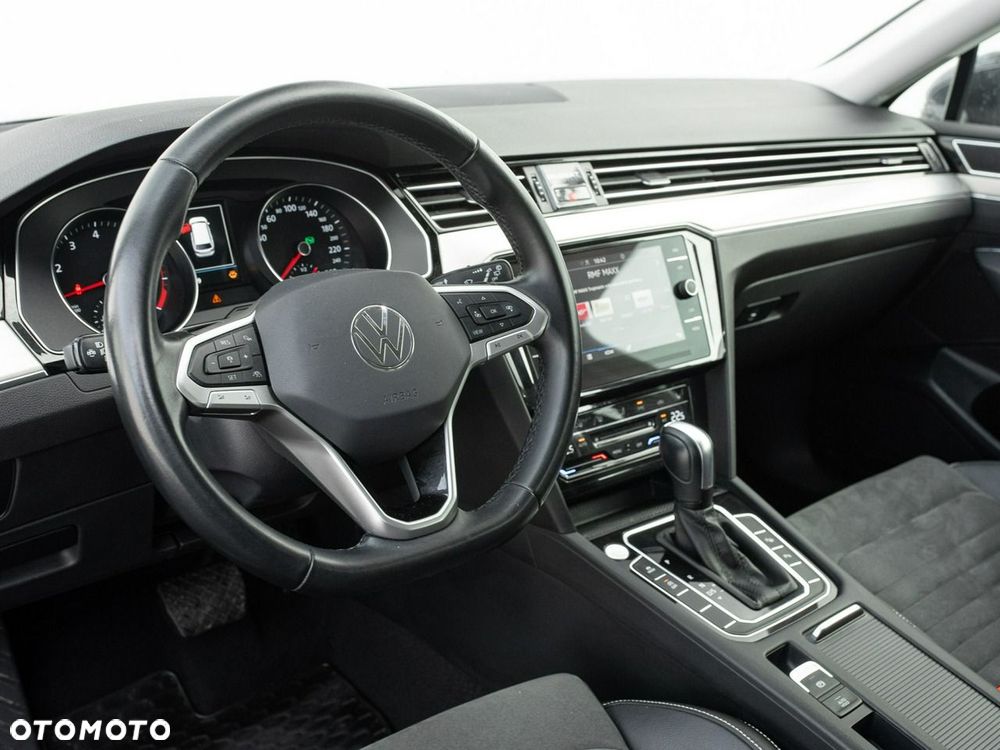 Volkswagen Passat - 7