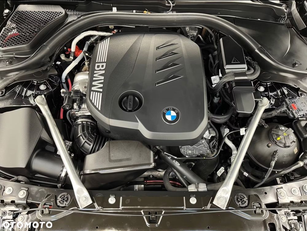 BMW Seria 5 - 16