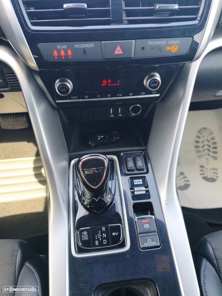 Mitsubishi Eclipse Cross 2.4 PHEV eMotion - 15