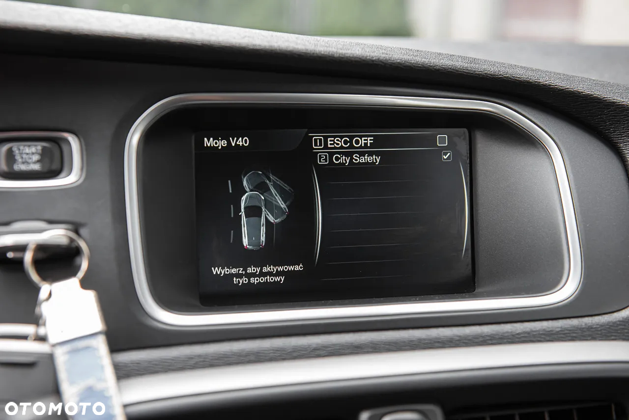 Volvo V40 - 21