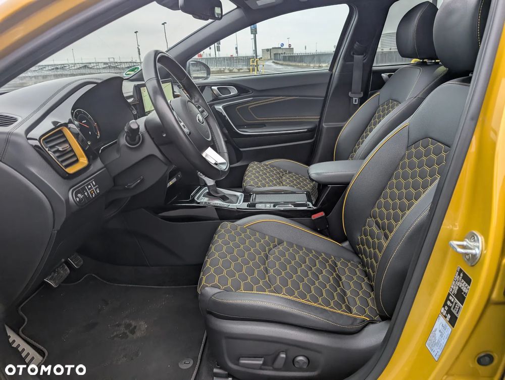 Kia XCeed 1.6 CRDi DCT7 LAUNCH EDITION - 13