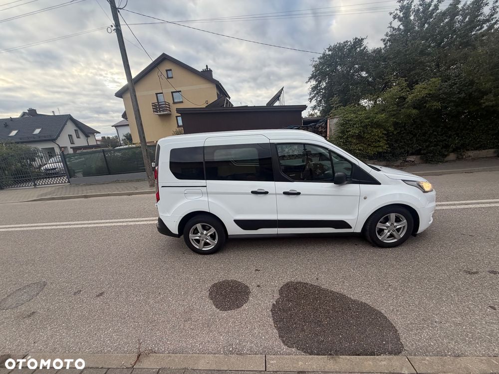 Ford Transit Connect - 16