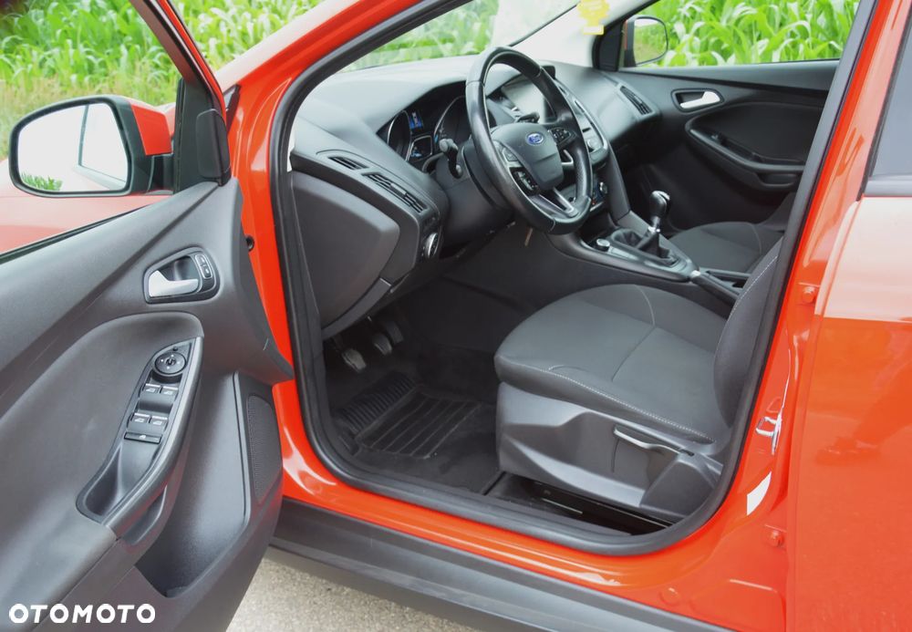 Ford Focus - 16