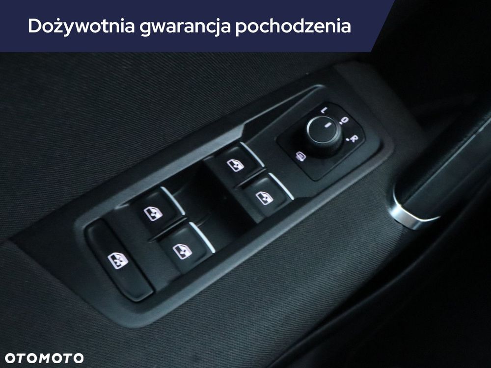 Volkswagen Touran - 17