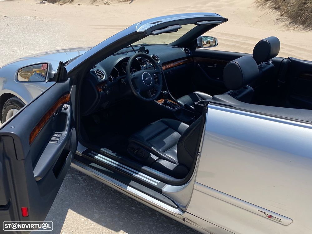 Audi A4 Cabrio 2.4 S-line - 15