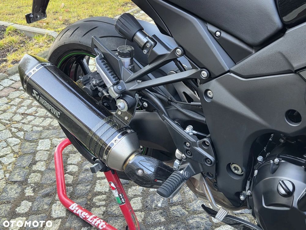 Kawasaki Ninja - 32