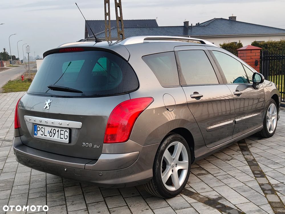 Peugeot 308 HDi FAP 140 Platinum - 4