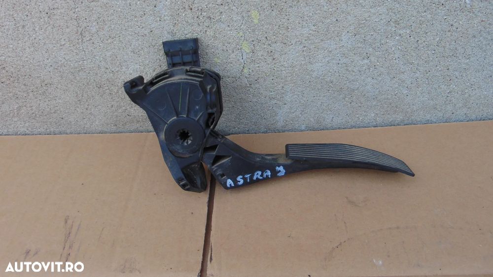 Pedala acceleratie cu senzor Opel Astra J 1.7/2.0 CDTI an 2009-2015 cod 13252702 - 1