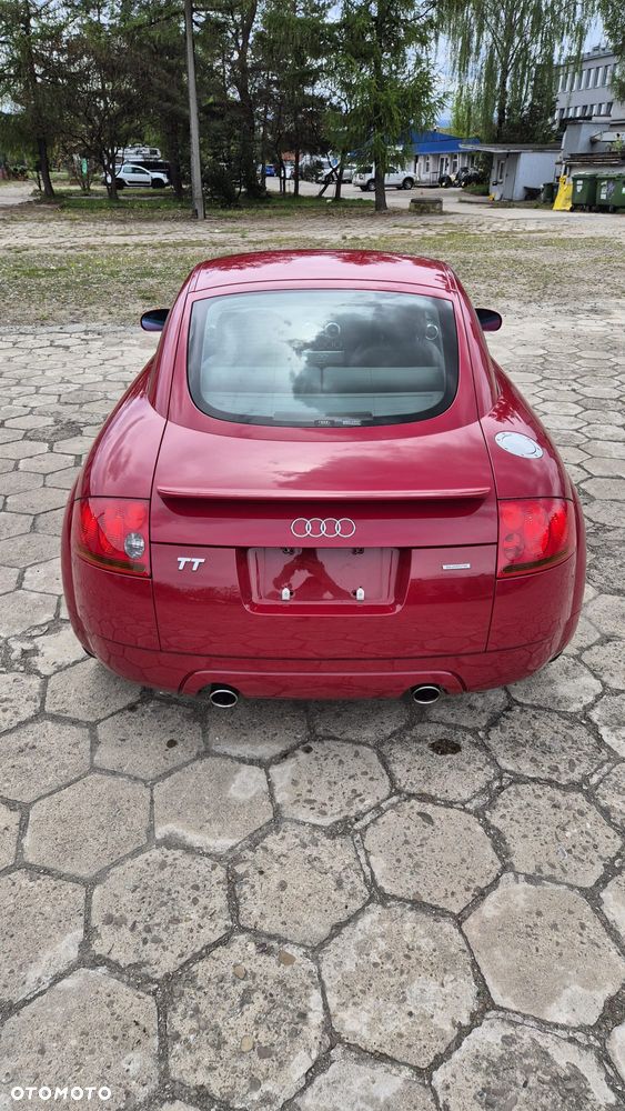 Audi TT Coupé 1.8T Quattro - 9