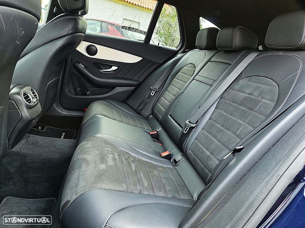 Mercedes-Benz C 300 - 11