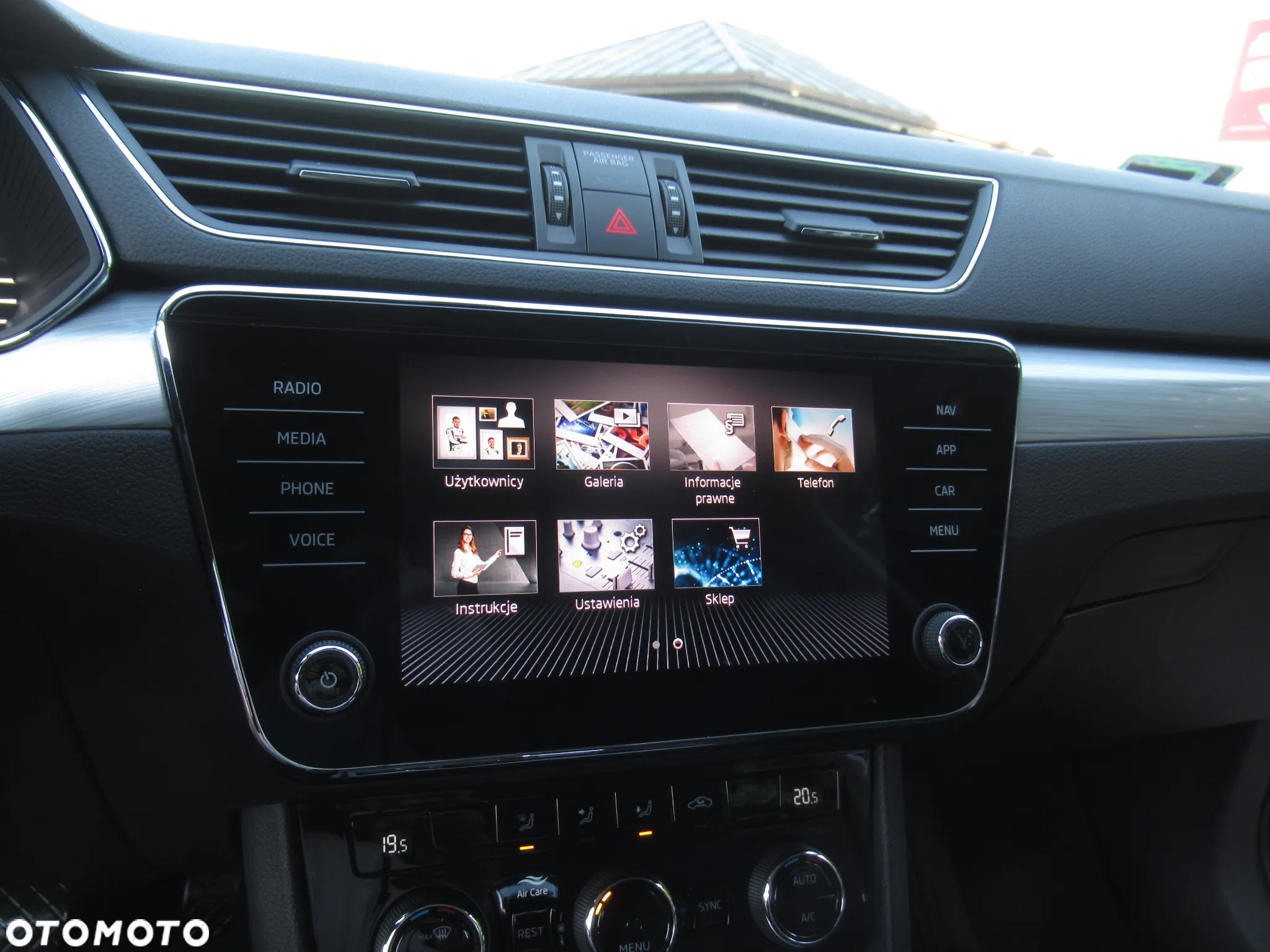 Skoda Superb 2.0 TSI Ambition DSG - 19