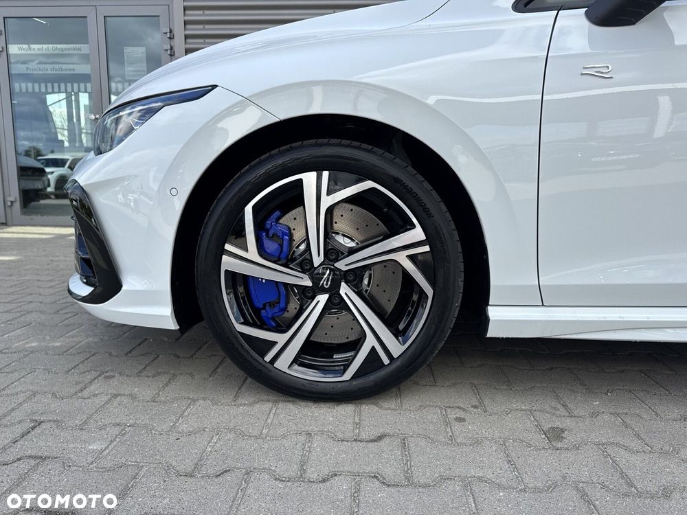 Volkswagen Golf - 18