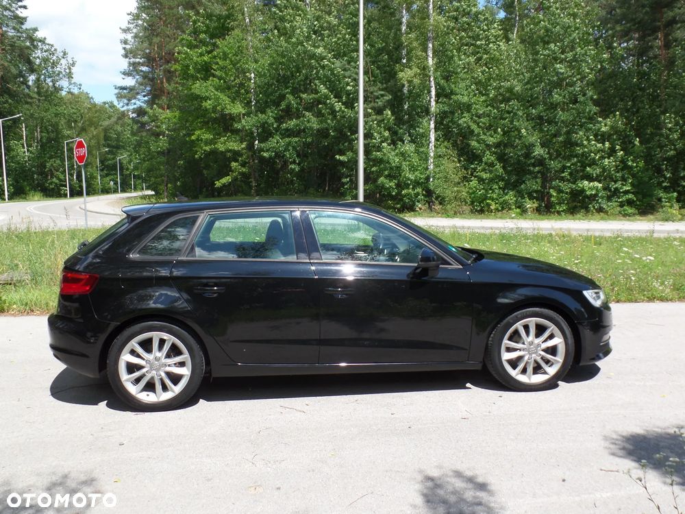 Audi A3 Sportback 2.0 TDI Ambiente - 10