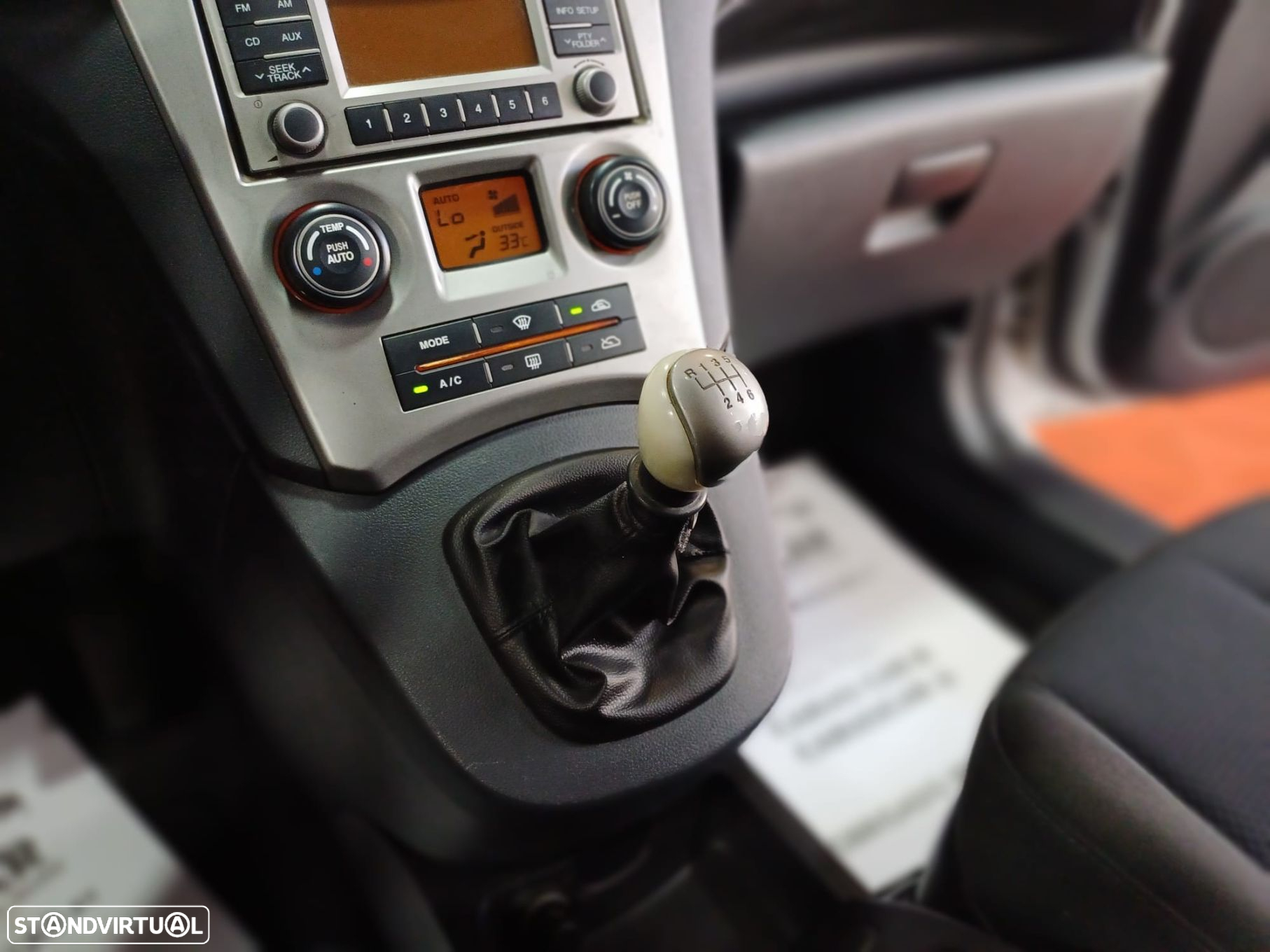Kia Carens 2.0 CRDi EX - 19
