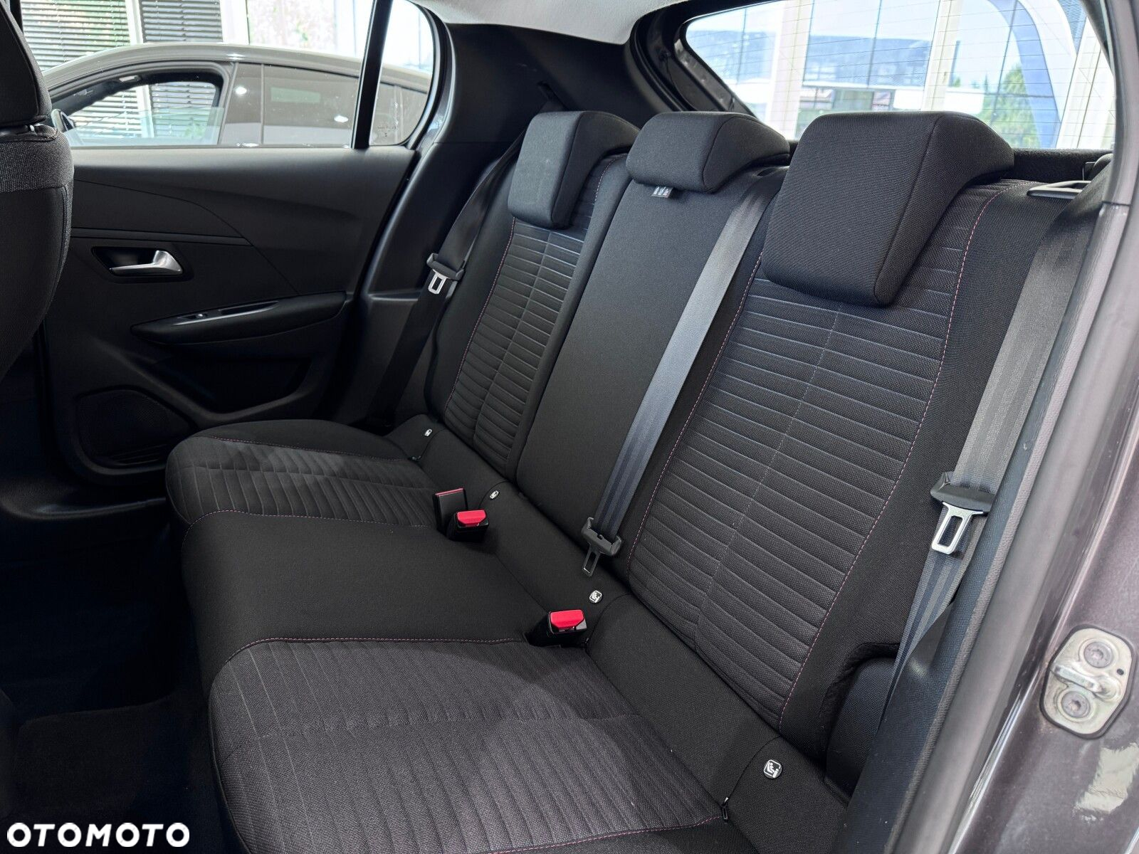 Peugeot 208 1.2 PureTech Active S&S - 13