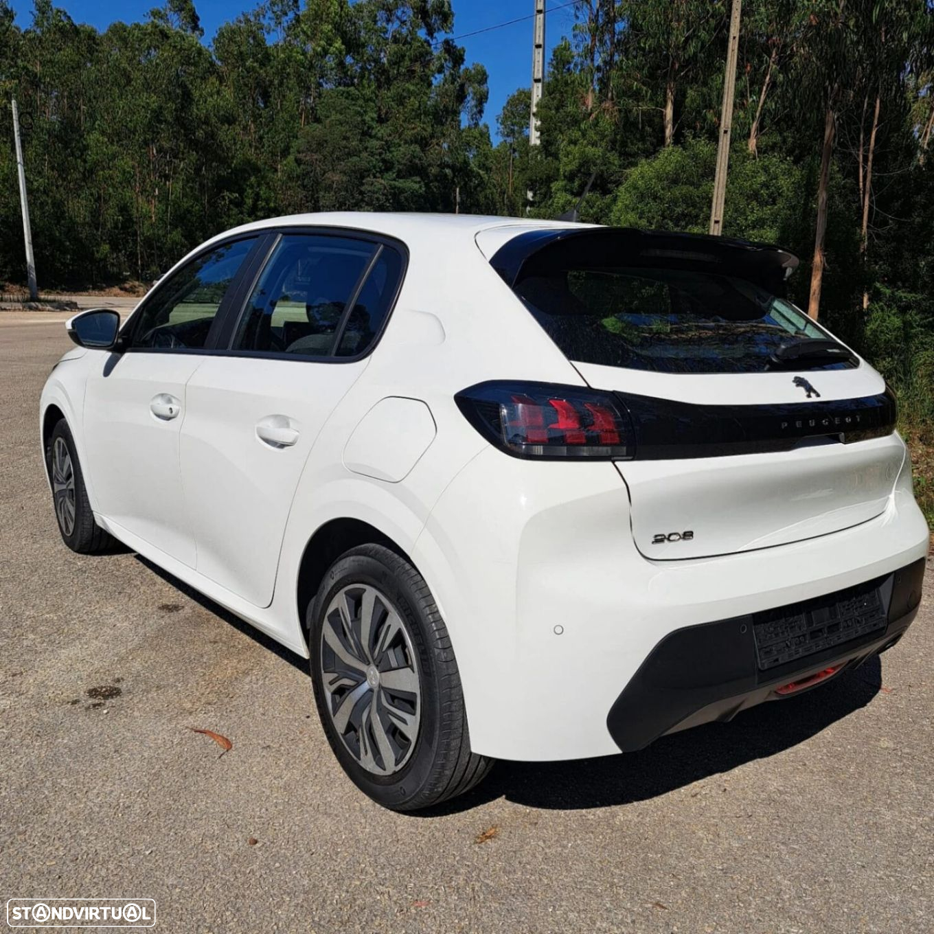 Peugeot 208 PureTech 100 EAT8 Active Pack - 3