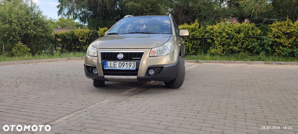 Fiat Sedici 1.9 Multijet DPF 4x4 Emotion - 1