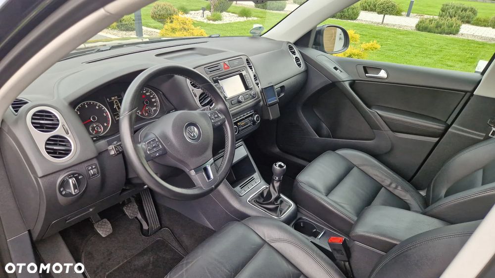 Volkswagen Tiguan 2.0 TDI 4Mot R-Style - 12