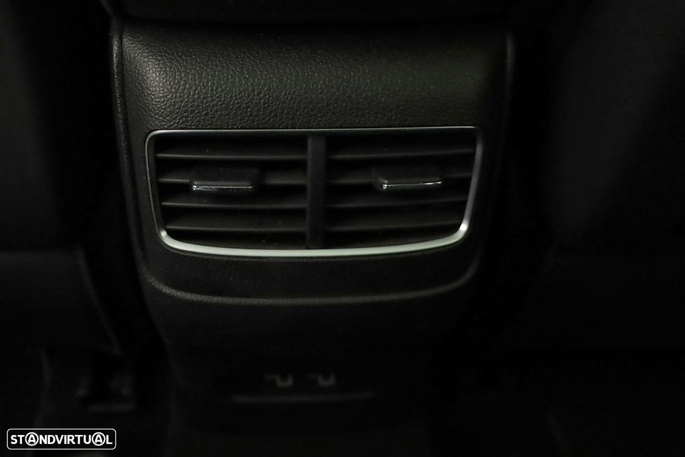 MG EHS 1.5 T-GDI Plug-in Hybrid Luxury - 23