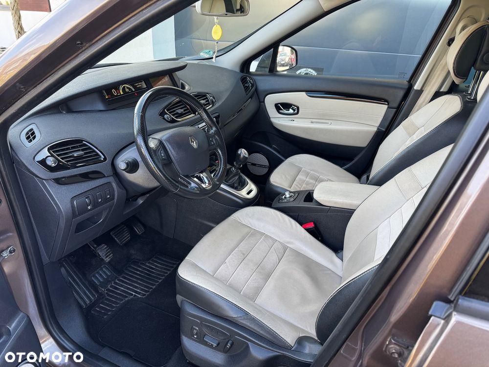 Renault Scenic - 38