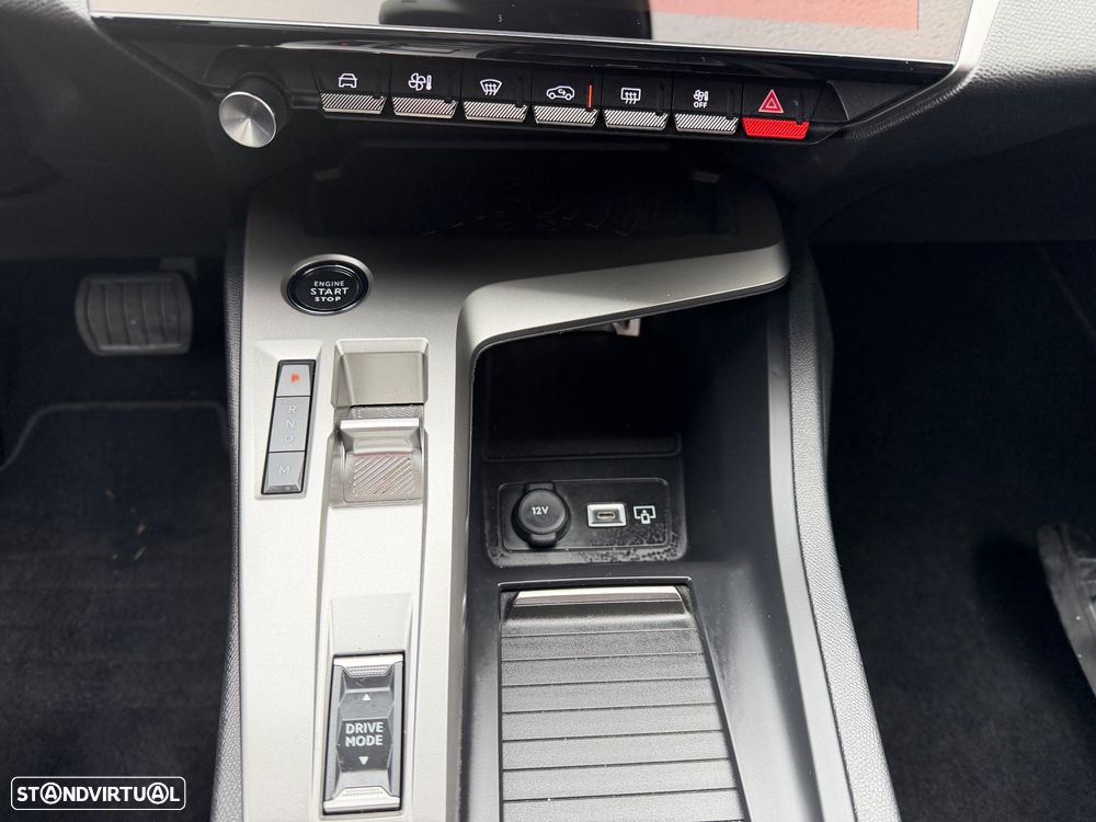 Peugeot 308 SW BlueHDi 130 EAT8 Allure - 19