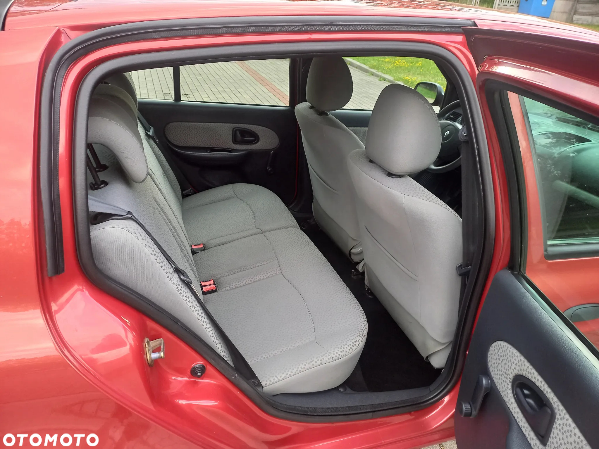 Renault Clio 1.5 dCi Alize - 7