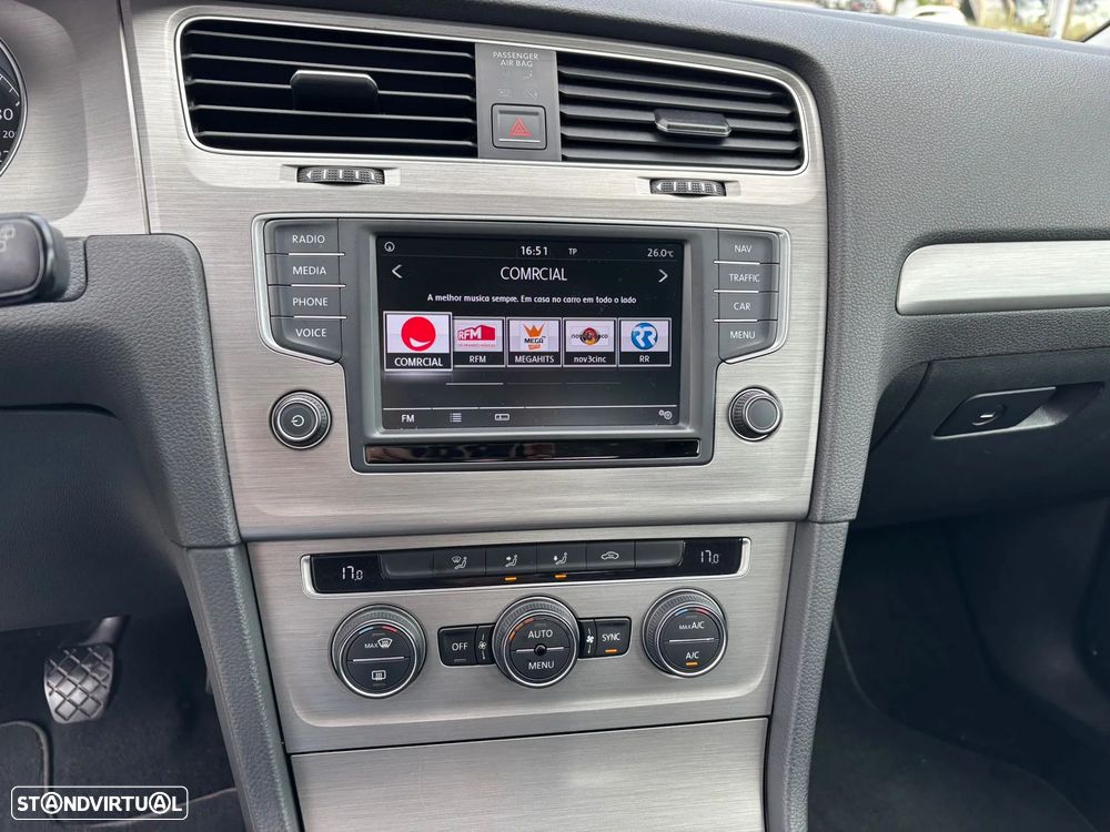 VW Golf 1.6 TDi R-Line - 15