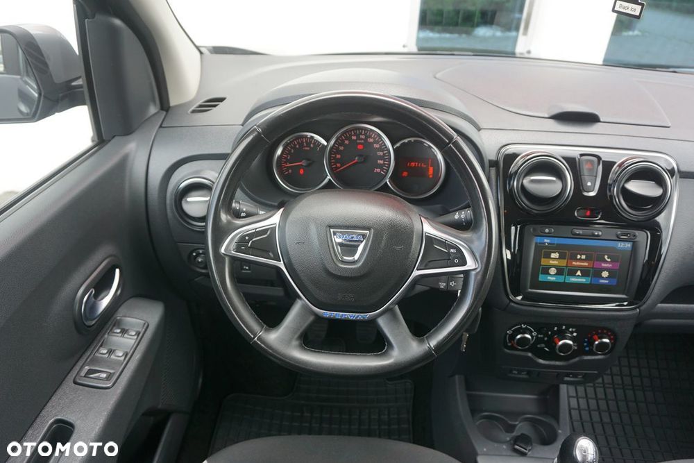 Dacia Lodgy 1.5 Blue dCi Stepway S&S EU6d - 17
