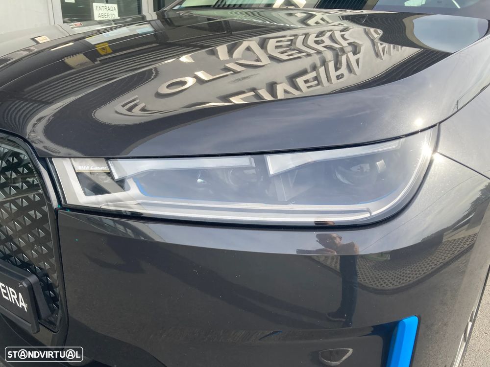 BMW iX xDrive40 - 15