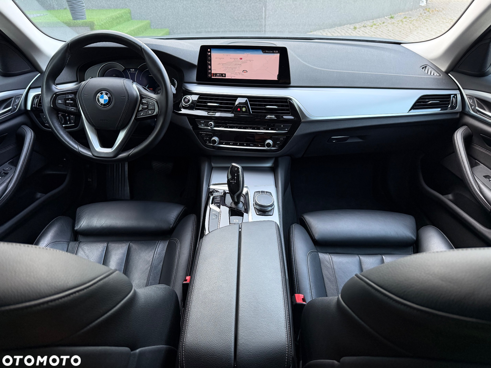 BMW Seria 5 530e sport - 8