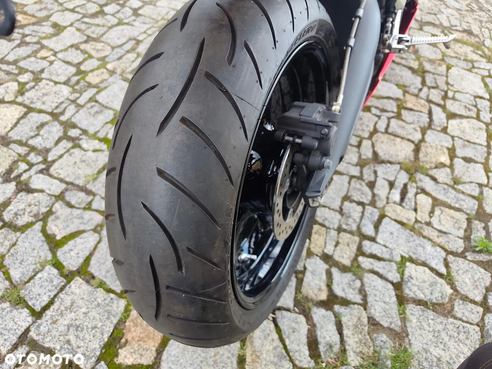 Triumph Daytona - 18