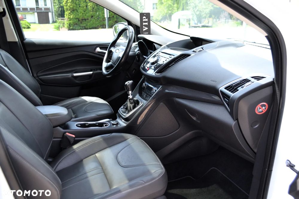 Ford Kuga 2.0 TDCi 4x4 Titanium - 9