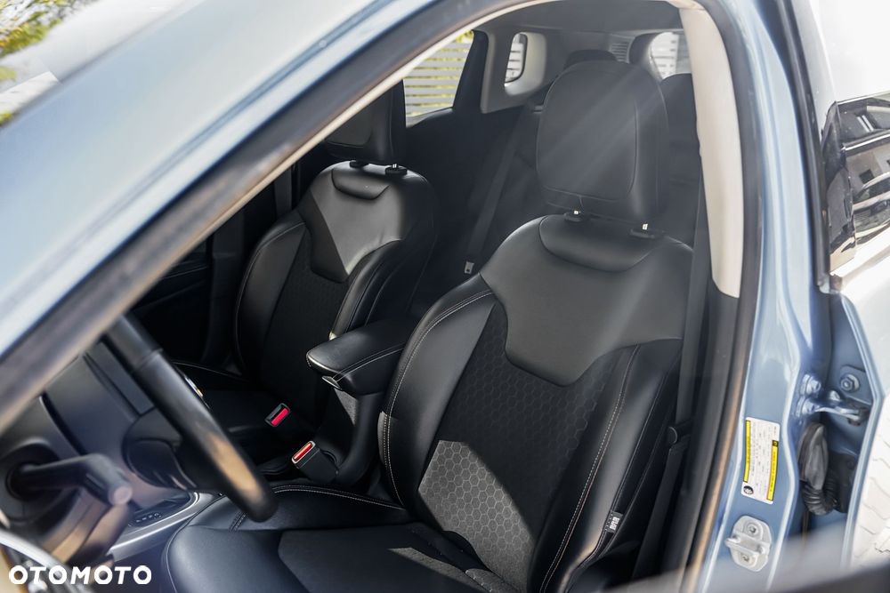 Jeep Compass - 10