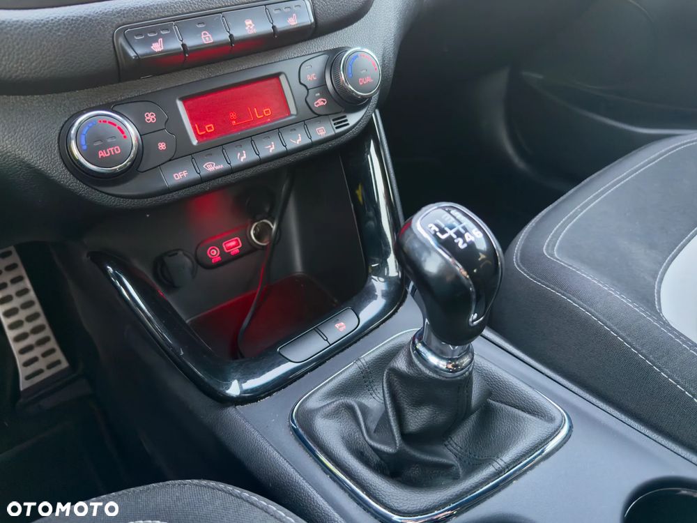 Kia Ceed Cee'd 1.6 CRDi GT Line - 33