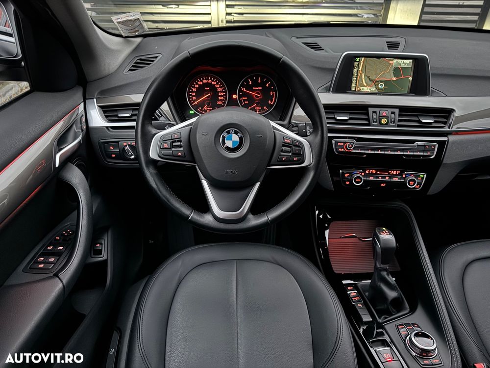 BMW X1 sDrive18d Aut. xLine - 24