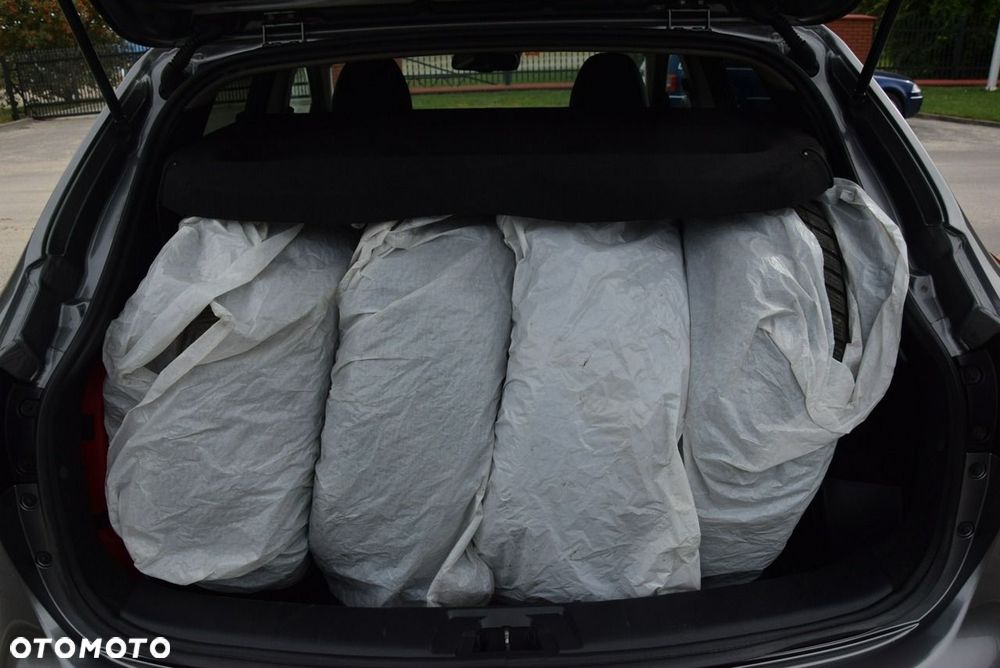 Nissan Qashqai 1.6 dCi 4x4 360 S&S - 24