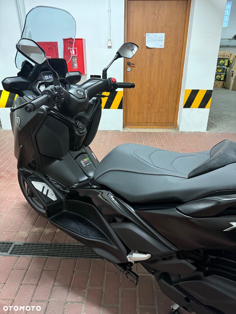 Yamaha X-max - 8