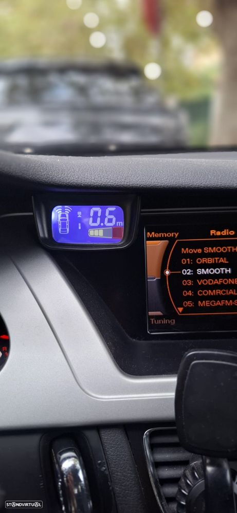 Audi A4 Avant 2.0 TDI Advance - 4